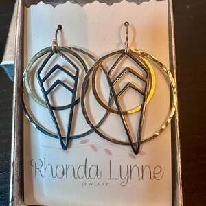 Rhonda Lynne Handmade Mixed-Metal Geometric Dangle Earrings – Artisan Boho Jewel